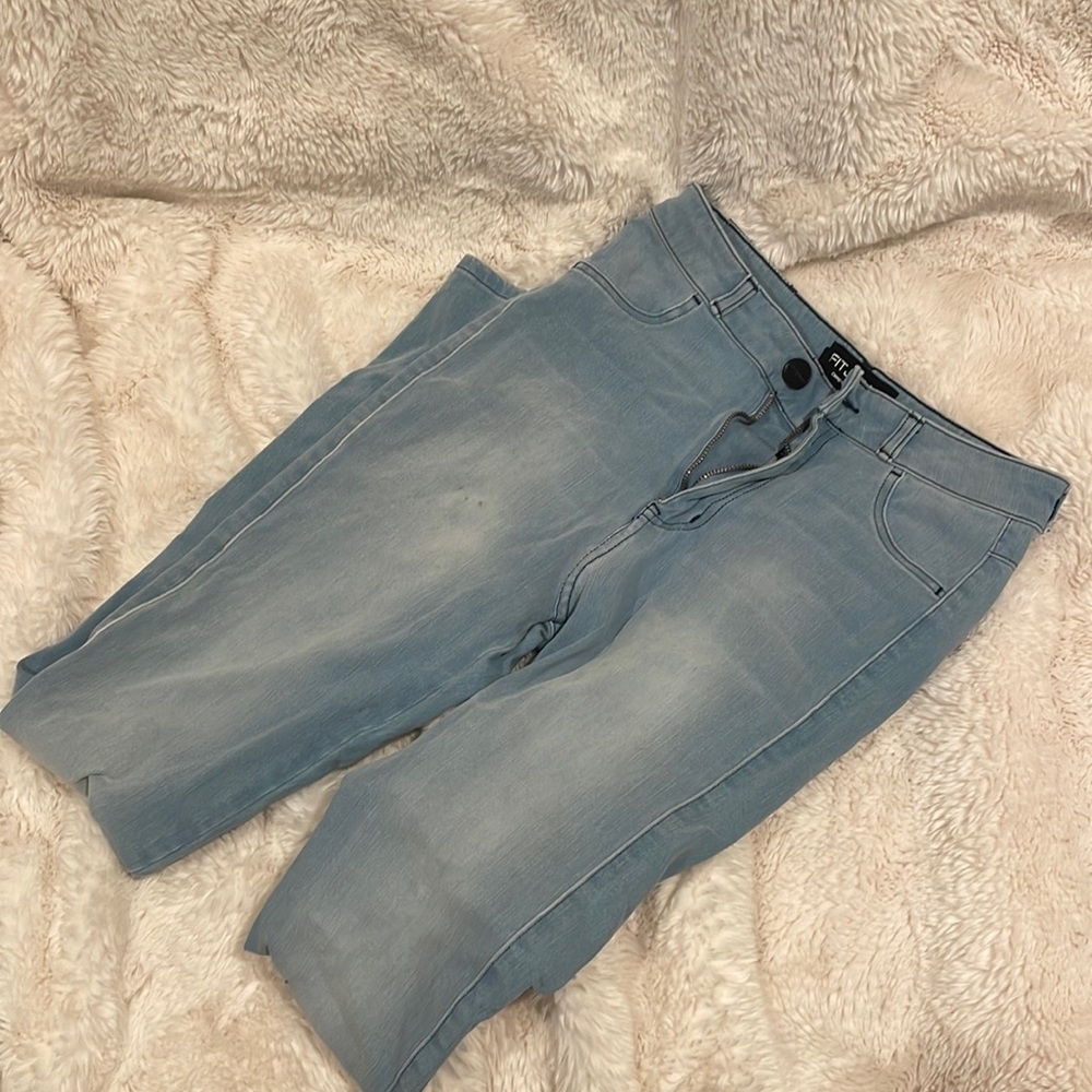 FIT JEANS CONTOUR HIGH WAISTED
- VINTAGE BLUE
